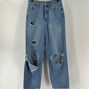 Forever 21 Women’s Relaxed Distressed Denim Jeans